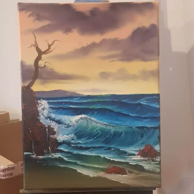 Some cracking seascapes today. This landscape is probably the most challenging one on offer. I dont do it very often so had to get a practice in last night to get more familiar with it.

Everyone today absolutely bossed it! Making water look like it's flowing and crashing is no mean feat and they all look so dynamic! 

V impressed! 

 #BobRoss #wetonwettechnique #learntopaint  #thisiscardiff  #thingstodocardiff #thingstodosouthwales #beginner #newbusiness