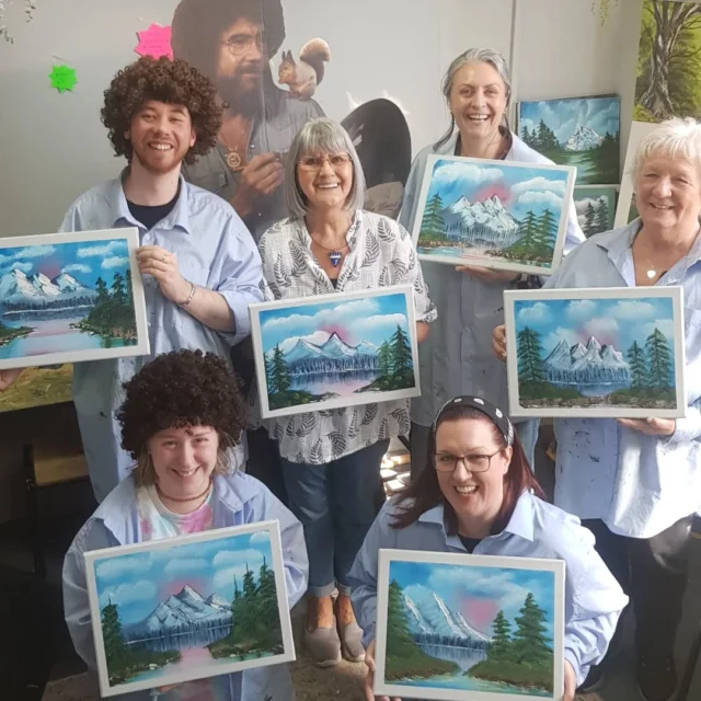 Such a joyful session today with these guys. Been the best #peelreveal in a while...its so lovely to see people's reactions as they see their work properly for the first time!  Good job everyone! 

And now, to enjoy this sunshine! 

Happy weekend y'all ☀️☀️☀️