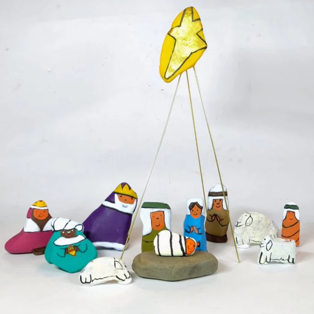 A very merry happy Twixmas y'all.

Finally finished my pebble Nativity scene challenge...heavily inspired by Dick Bruna! Thanks to  @frogbug100, for spurring me on and setting the challenge and who's own set is really very good! 

I hope you have all had a relaxing and joy filled time with loved ones. Our Christmas this year has been lots of delicious food and lots of brilliant walks, taking in the best Carmarthenshire has to offer!

Here's to 2026 and all that's to come!