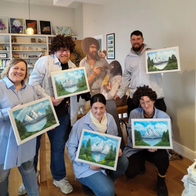 It's been a busy couple of weeks here at Little Tree HQ. Juggling classes, planning meetings with new, exciting collab partners with a full on, full time day job and other life admin has been a lot recently but changes are a coming very soon that will mean more time will be freed up to spend in the studio.
More on that later!

Some cracking classes last Saturday and today...as a newbie to Bob Ross shared today, a 'surprisingly good time!'

Happy weekend folks. Stay dry!