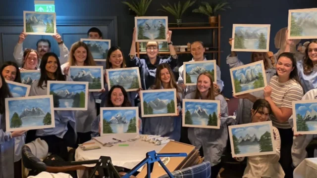Still smiling this morning after a fab team building session yesterday evening.

We hosted a private painting experience for the team @colliers.uk at the beautiful @thecardifftownhouse and the smiles in the room said it all! 🎨🥳🧑🏼‍🎨🤩

If you're planning a team social, client or members event or want something a bit more creative than the usual after work drinks, then Little Tree can offer that small group, private experience

No experience needed, just great people, a relaxed setting and the chance to switch off, get creative and connect in a new way.

✓ Fully hosted painting sessions
✓ Perfect for team building and client entertainment 
✓ Hosted at your office or stunning venues like this

Drop me a message to book your own creative experience